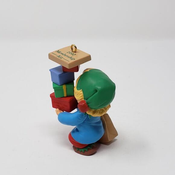 1990 Hallmark Armful of Joy Keepsake Collector's Club Holiday Ornament. - Picture 4 of 10